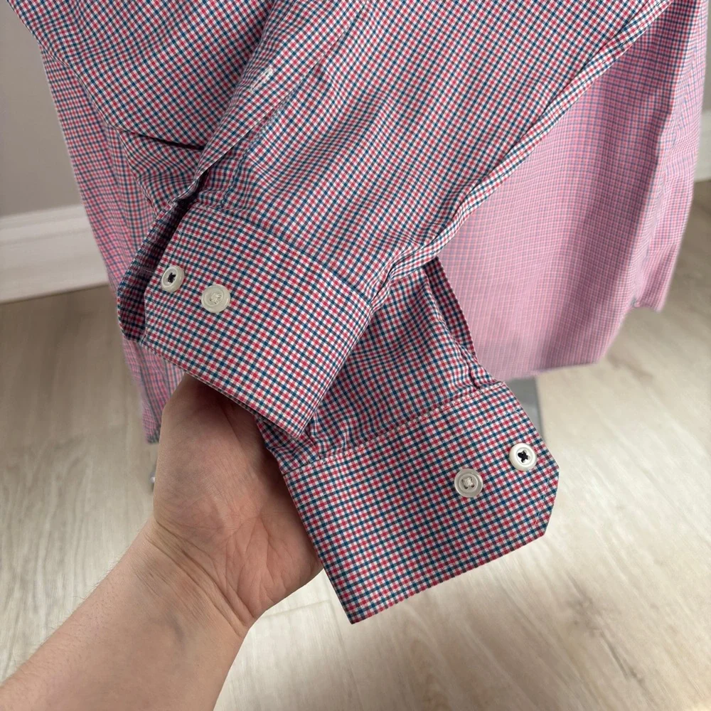 Banana Republic Size L Red/ Blue Plaid Button Down